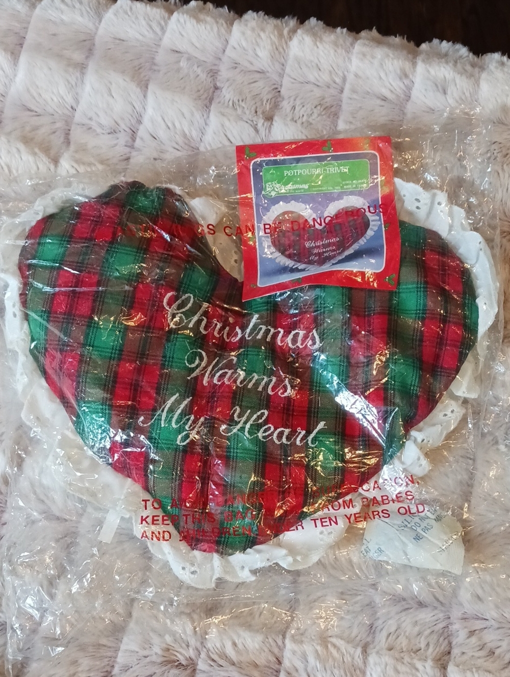 "Christmas Warms My Heart" Potpourri Trivet